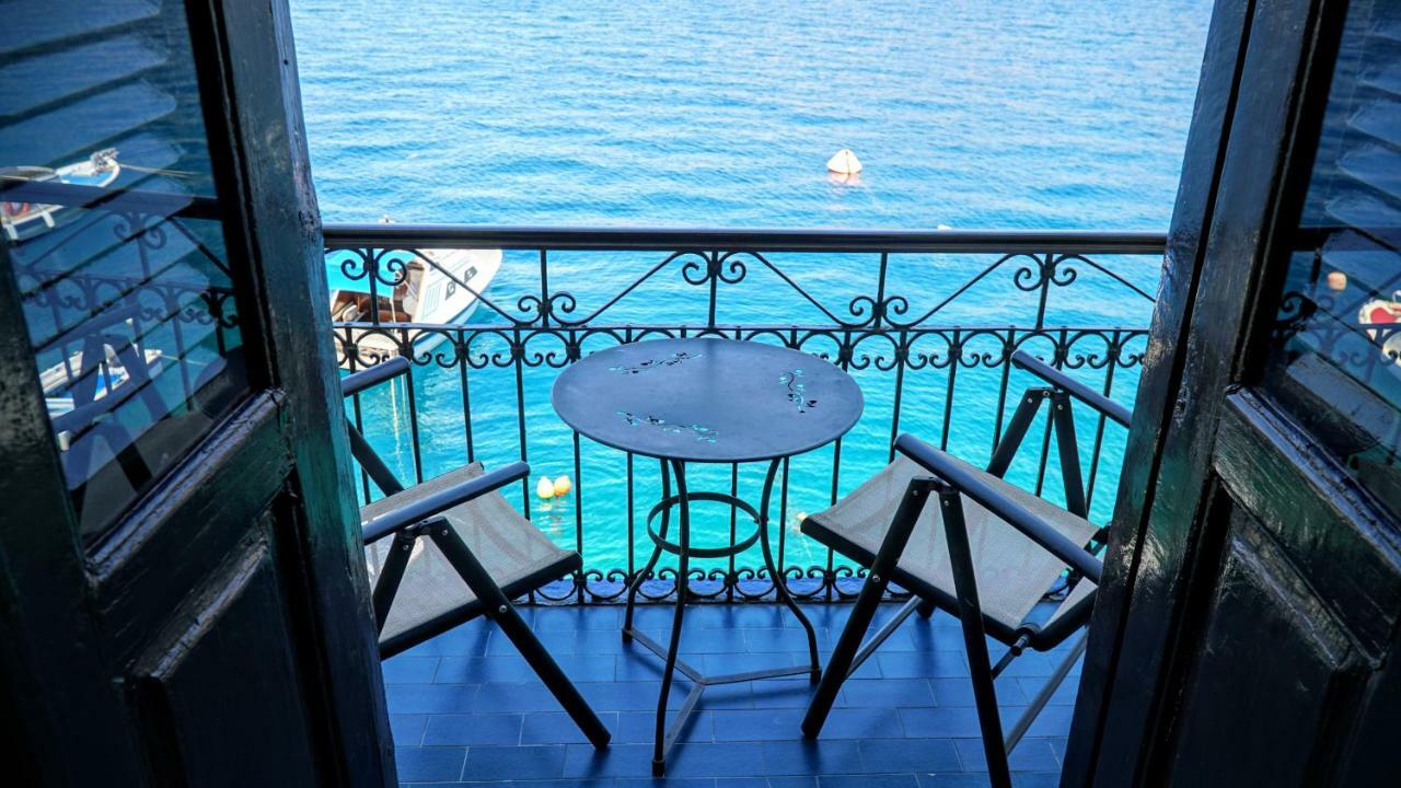 Moschos Mansion Villa Simi Dış mekan fotoğraf