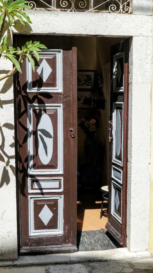 Moschos Mansion Villa Simi Dış mekan fotoğraf